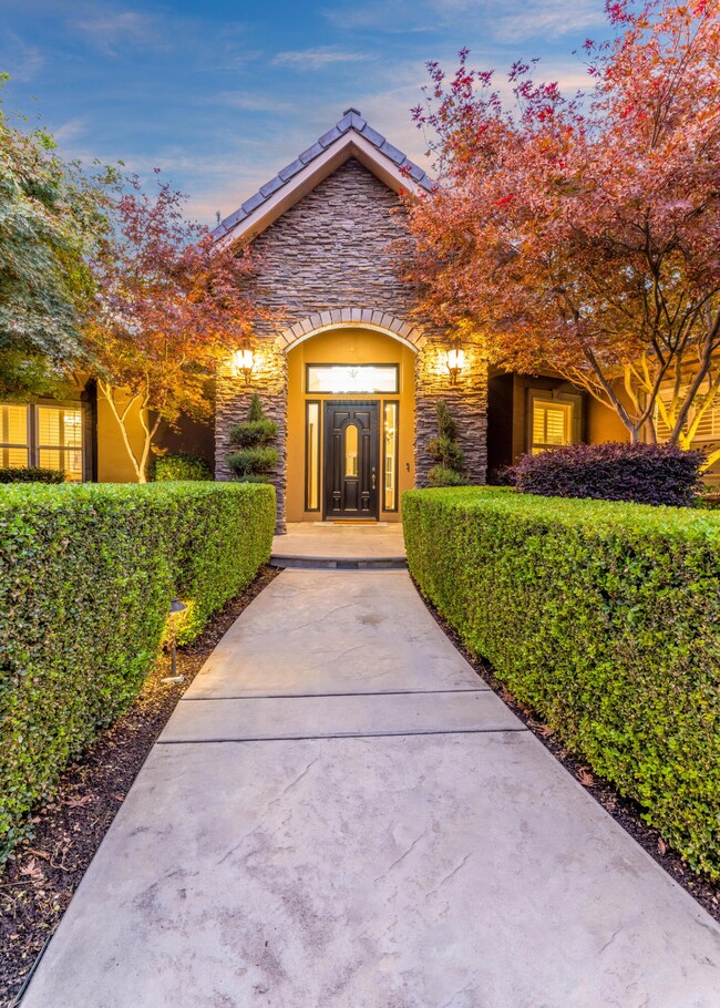 CP7A7101Edit-073-053-3000x4200