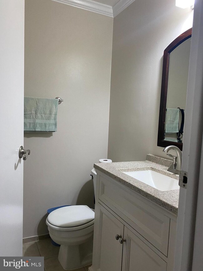 19609 Gunners Branch Rd unit A, Germantown, MD 20876 - photo 5