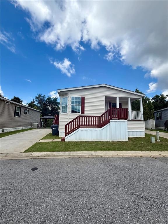 51 E Cardinal Ln, Lawrenceville, GA 30044 - photo 2