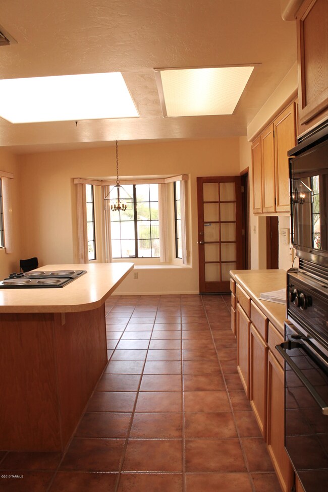 Kitchen to eating area