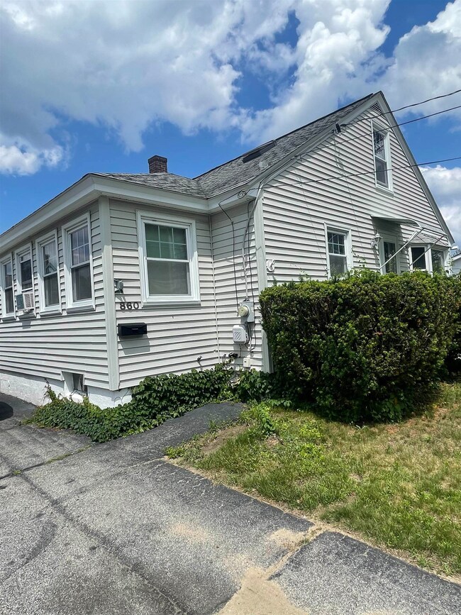 860 Dix St, Manchester, NH 03103 - photo 2