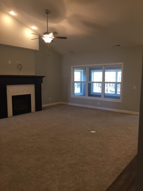 5558 Bjorn Ct, Auburn, IN 46706 - photo 4