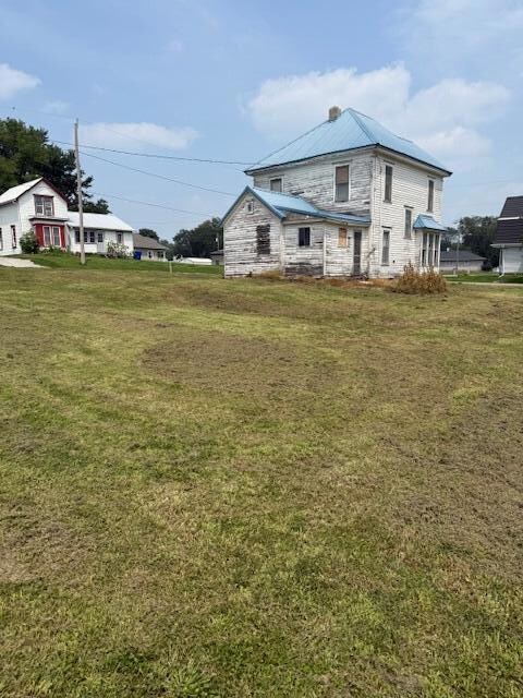 414 Pacific St, Walnut, IA 51577 - photo 4