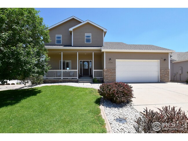 Welcome Home! Beautiful Home in Cedarwoods on a Large Corner Lot