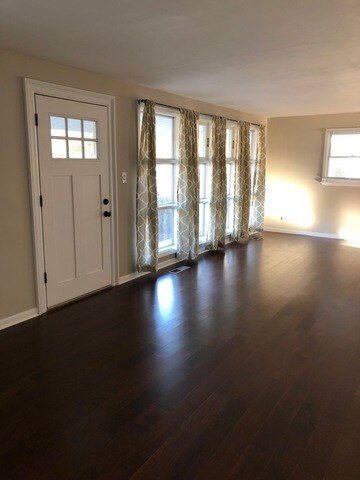 19021 Baker Ave, Country Club Hills, IL 60478 - photo 2