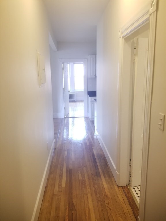 891 Massachusetts Ave unit 15, Cambridge, MA 02139 - photo 2