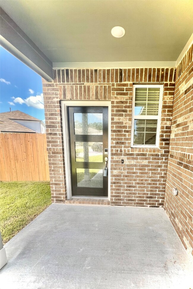 8131 Arrowroot Ln, Magnolia, TX 77354 - photo 5