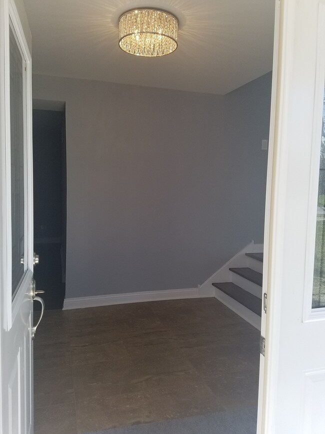 unlisted-address, Country Club Hills, IL 60478 - photo 3