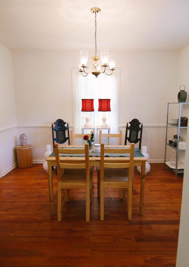 511 Oakwood Dr, Columbia, TN 38401 - photo 5