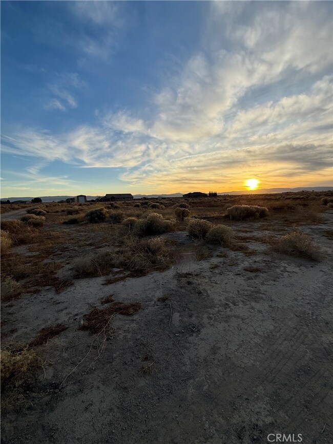 0 W Avenue A-10 unit SR25080124, Lancaster, CA 93536 - photo 4