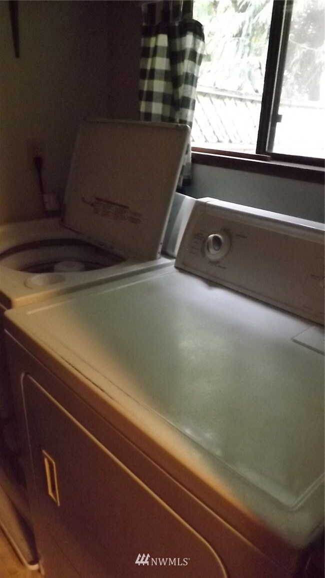 8109 46th Ave W, Mukilteo, WA 98275 - photo 6