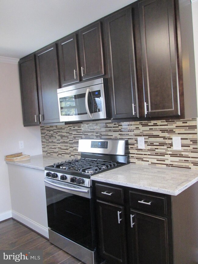 322 Bryanstone Rd, Reisterstown, MD 21136 - photo 6