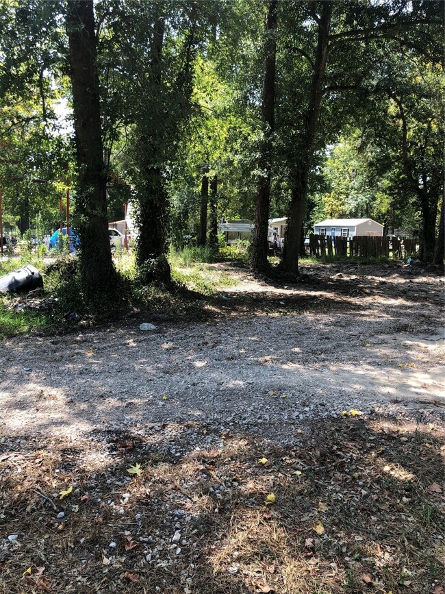 200 County Road 428, Dayton, TX 77535 - photo 5