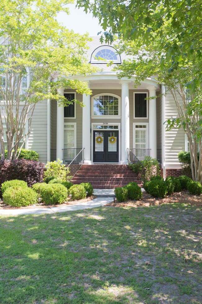 2484 Darts Cove Way-0058