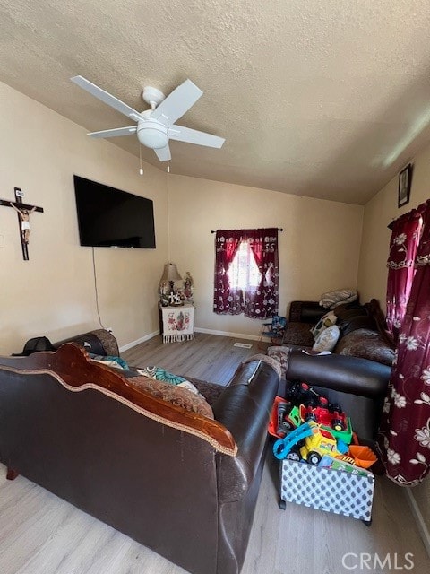 9513 Stanford Ave, Planada, CA 95365 - photo 6