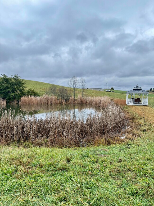 22 Cr-1636, Morehead, KY 40351 - photo 5