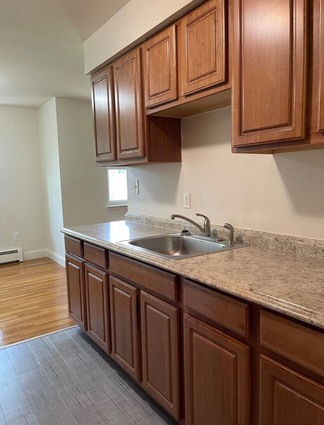 220 Meadow Ln unit D37, Secaucus, NJ 07094 - photo 5