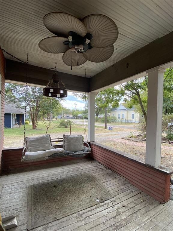 404 W Elm St, Whitewright, TX 75491 - photo 6