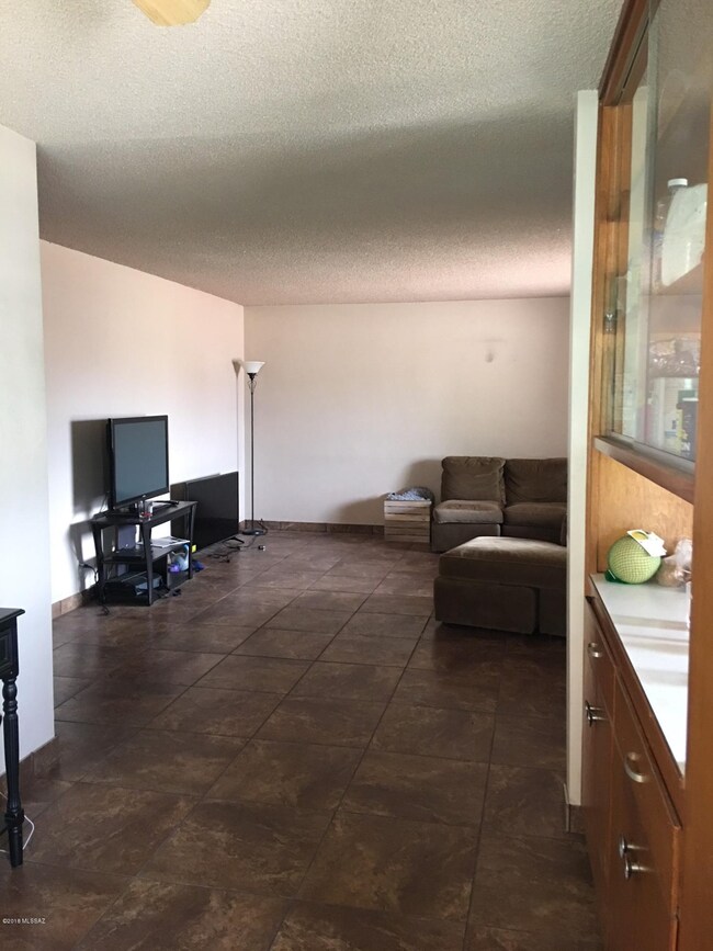 Living Rm