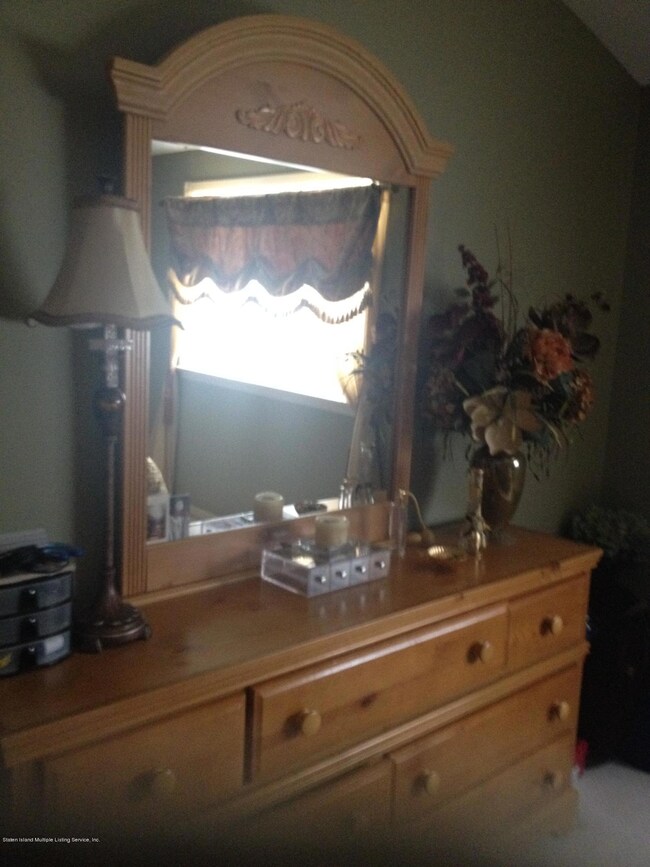 277 Elverton Ave, Staten Island, NY 10308 - photo 7