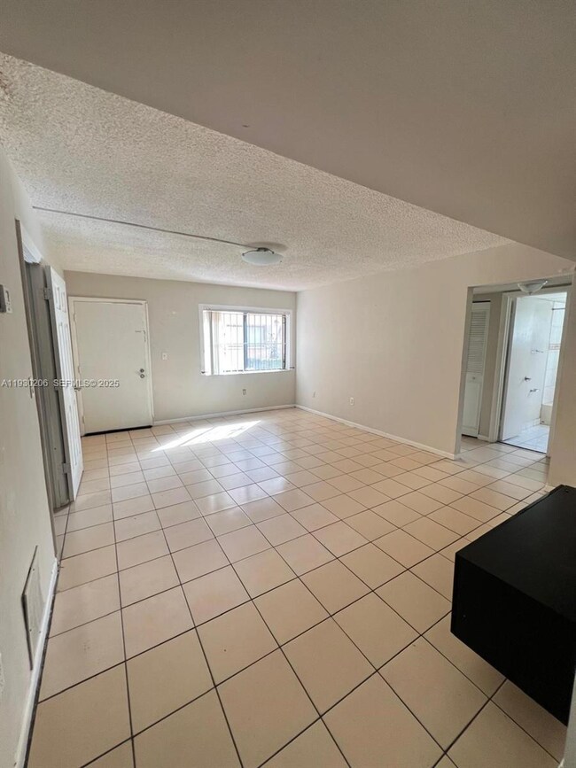 8600 SW 133rd Ave Rd unit 107, Miami, FL 33183 - photo 4