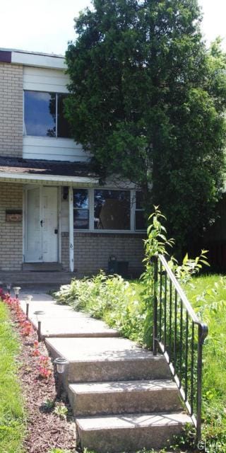 704 Mohawk St, Allentown, PA 18103 - photo 2