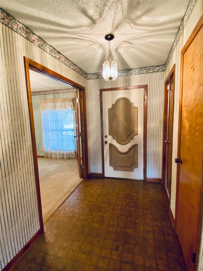 3424 Glen Haven Dr, Bay City, TX 77414 - photo 2