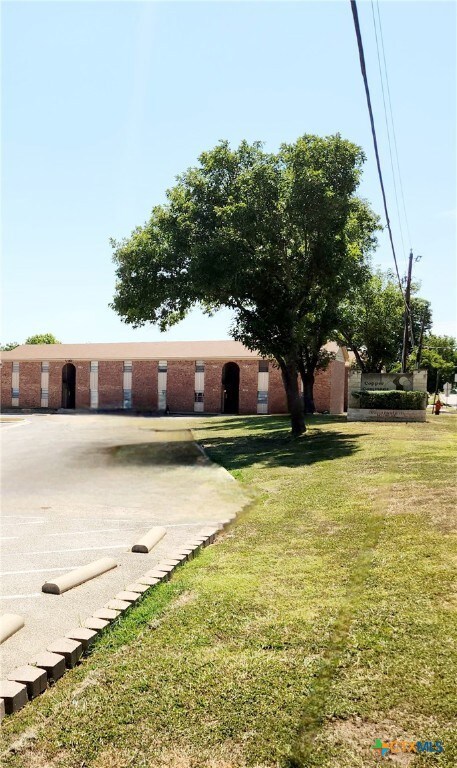 1351 Martin Luther King Junior Dr, Copperas Cove, TX 76522 - photo 4