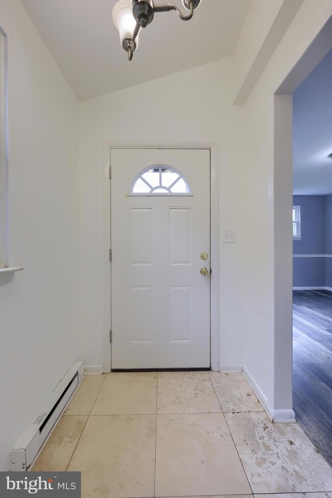 578 Creekside Ln, Mount Joy, PA 17552 - photo 5