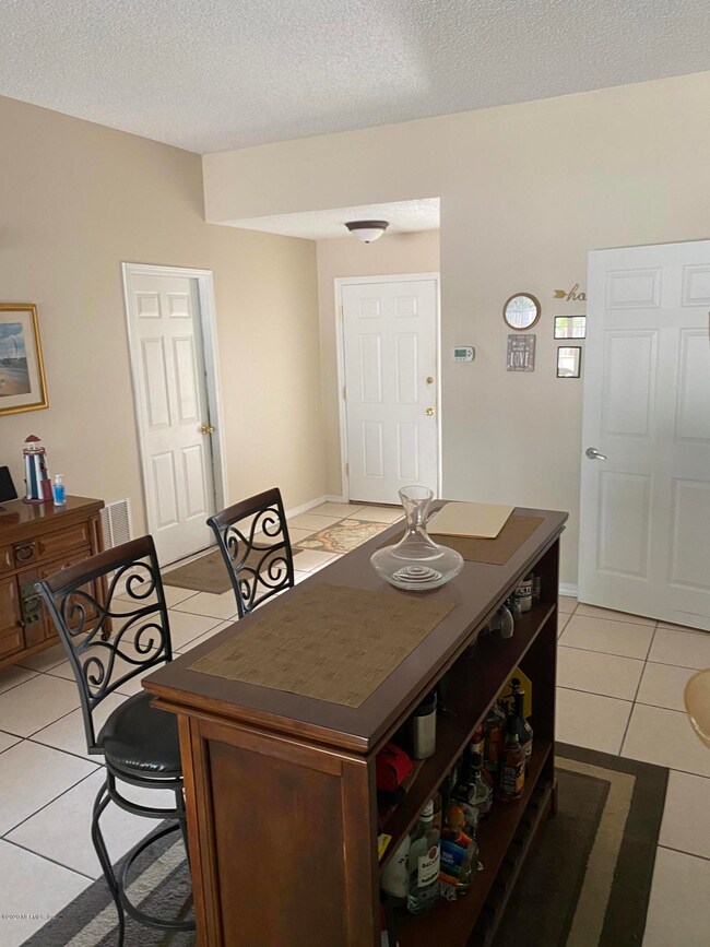 8037 Dickie Dr, Jacksonville, FL 32216 - photo 5