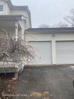 194 Spruce Run Dr, Dingmans Ferry, PA 18328 - photo 2