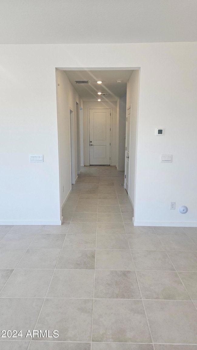Frontera Lot 13 Hallway