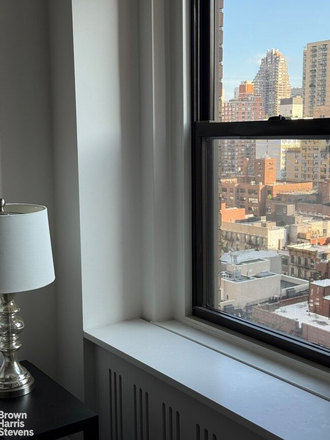 205 E 78th St unit 17H, New York, NY 10075 - photo 2