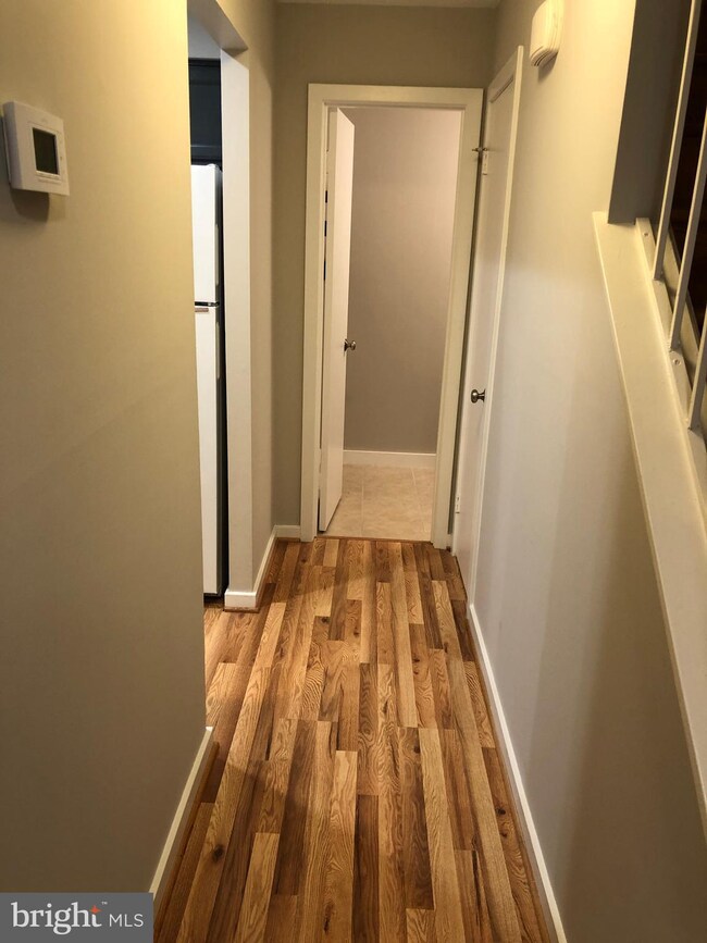 3725B Madison Ln, Falls Church, VA 22041 - photo 5