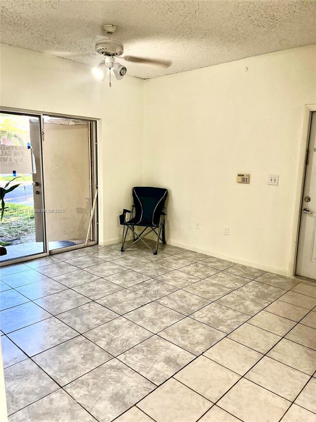 2331 NW 96th Terrace unit 17F, Pembroke Pines, FL 33024 - photo 6