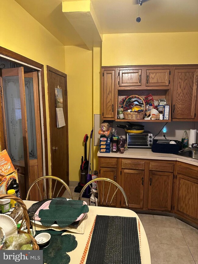 359 Parkway Ave, Trenton, NJ 08618 - photo 6