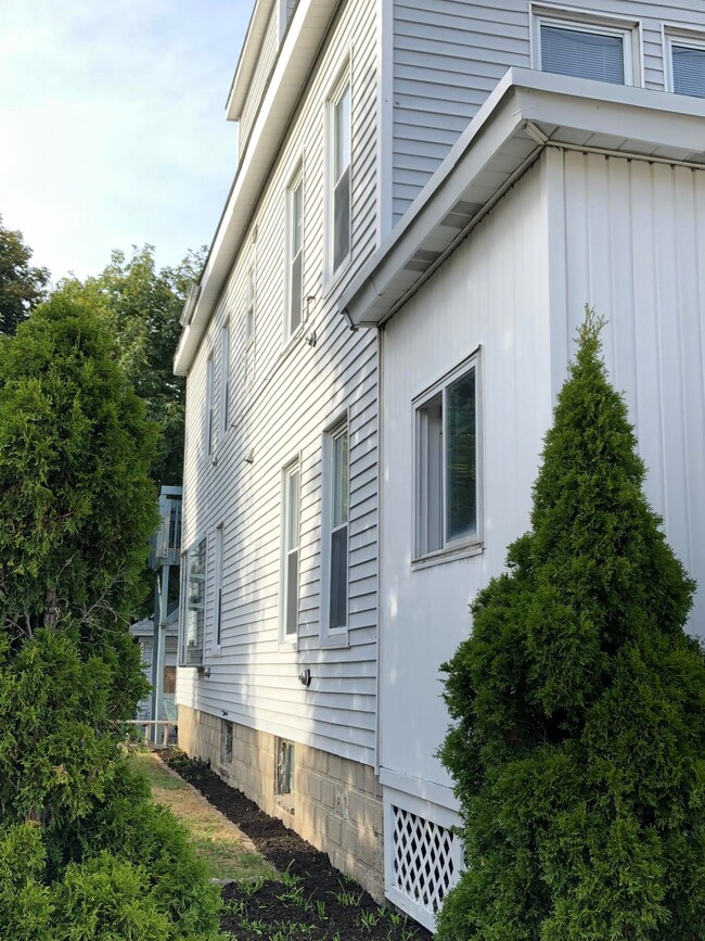 565 Main St, South Portland, ME 04106 - photo 4