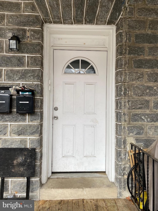 528 S 55th St unit 2, Philadelphia, PA 19143 - photo 4