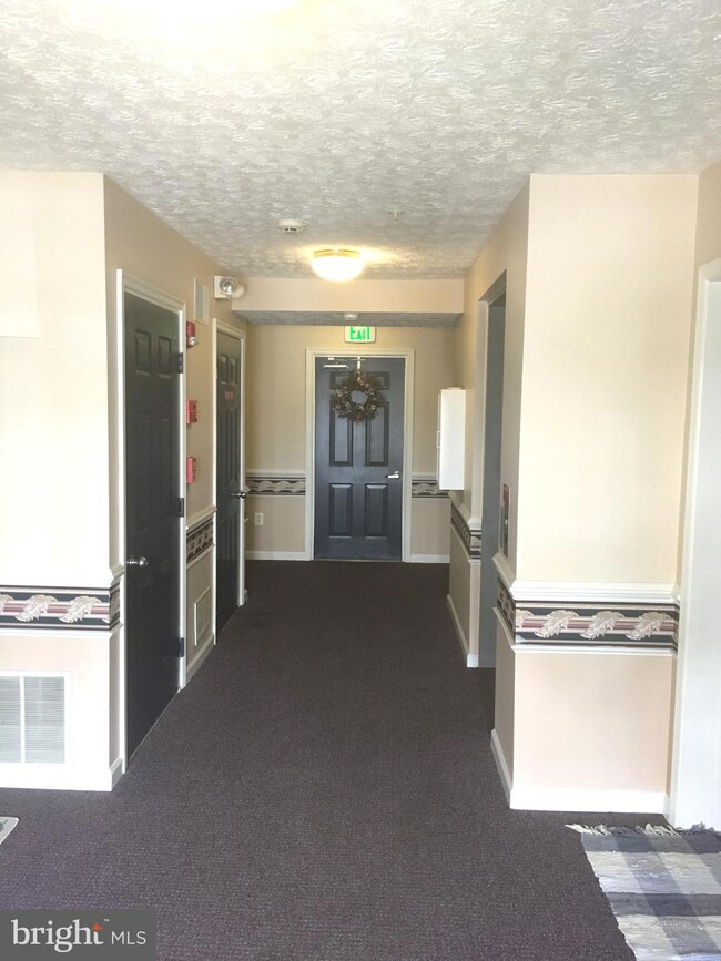 16 Brook Farm Ct unit B, Perry Hall, MD 21128 - photo 4