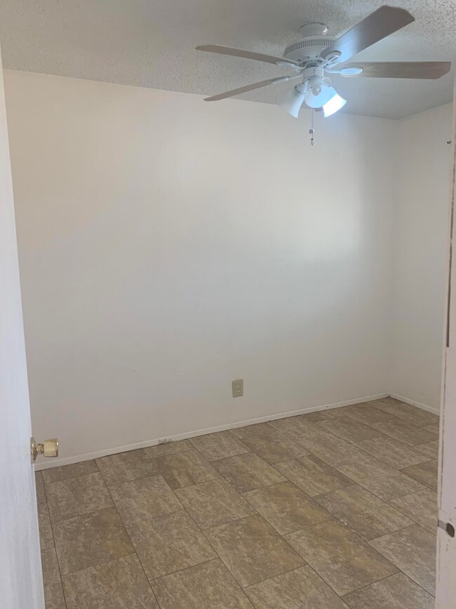 703 Hilton Ave, El Paso, TX 79907 - photo 6