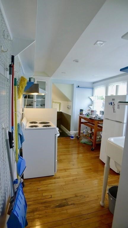 14 Jerome St unit 3, Dorchester, MA 02125 - photo 6