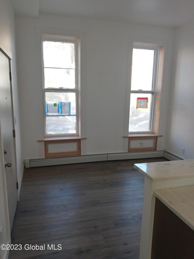 336 Clinton Ave unit 1st Floor, Albany, NY 12206 - photo 2