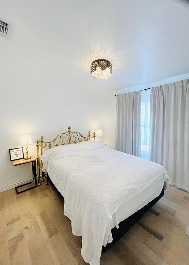 1040 Cindy Marie unit n/a, Eagle Pass, TX 78852 - photo 6