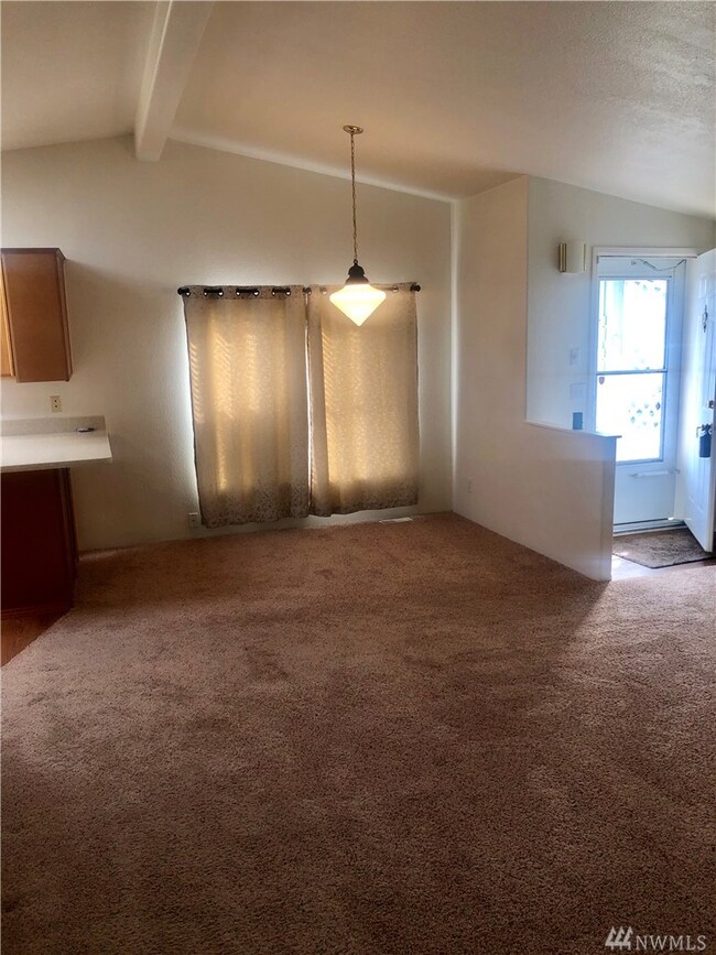 14707 122nd St E unit 42, Puyallup, WA 98374 - photo 5