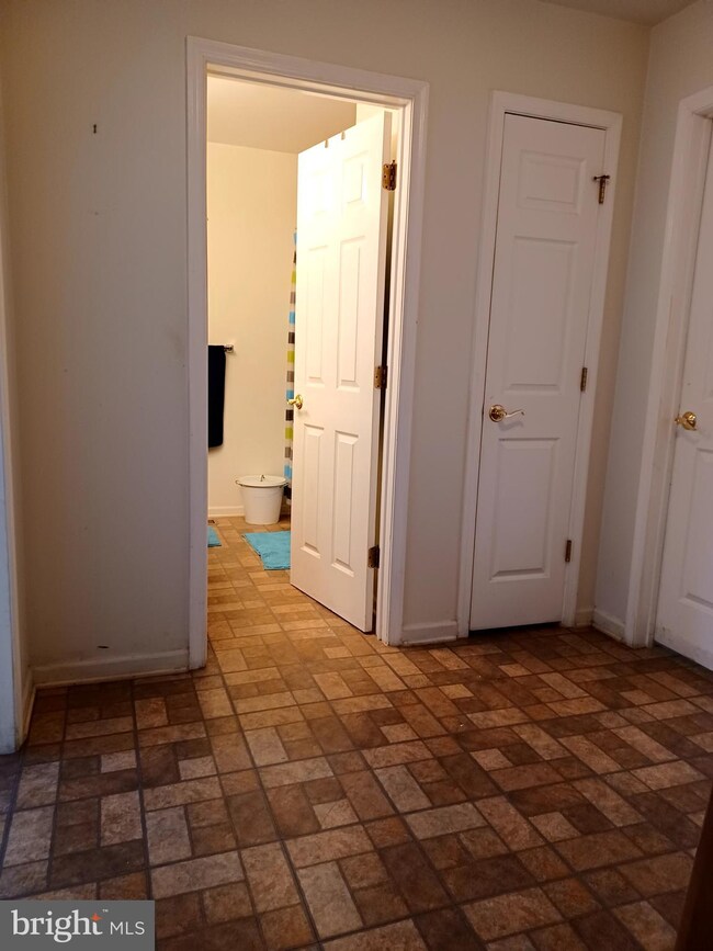 2103 Community Cir E, Pine Hill, NJ 08021 - photo 5