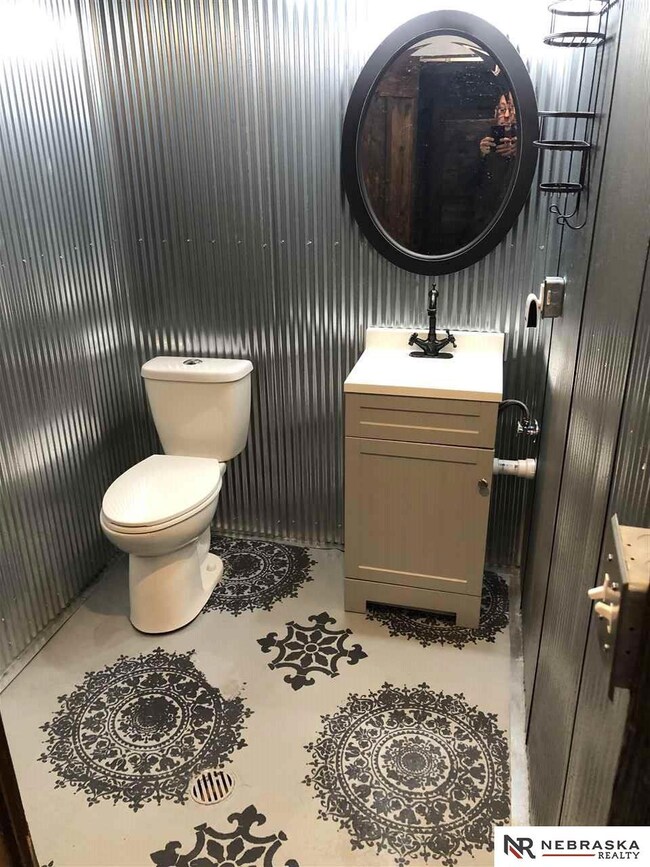 Retro lower level bathroom
