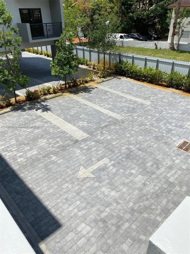 836 SW 2nd St unit 204, Miami, FL 33130 - photo 6