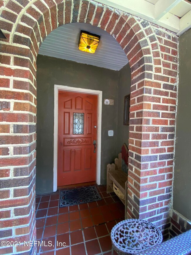 4745 Birkenhead Rd, Jacksonville, FL 32210 - photo 5