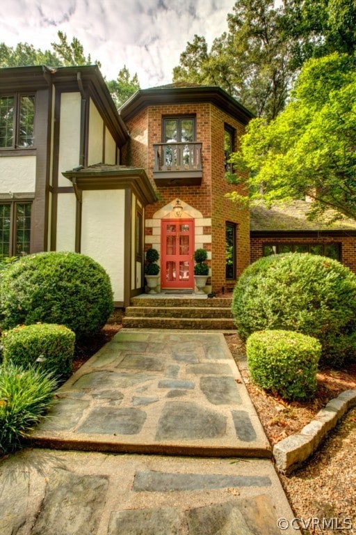 Beautiful entry with Turret.