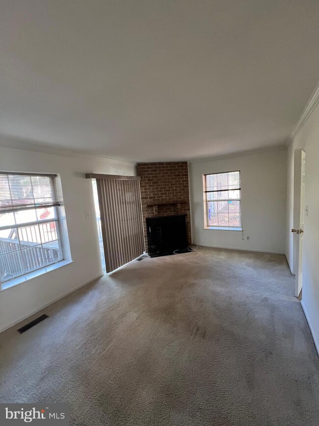 9017 Lambskin Ln, Columbia, MD 21045 - photo 6